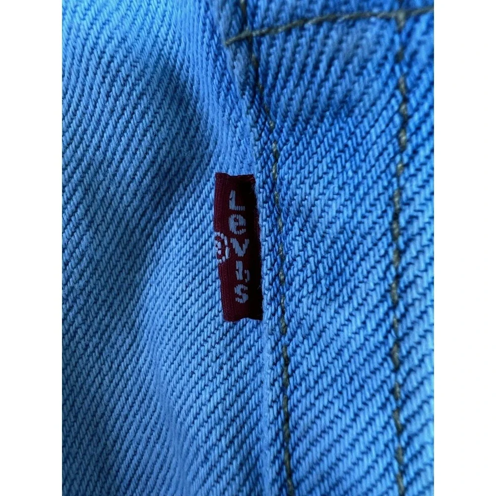 Levis levi 517